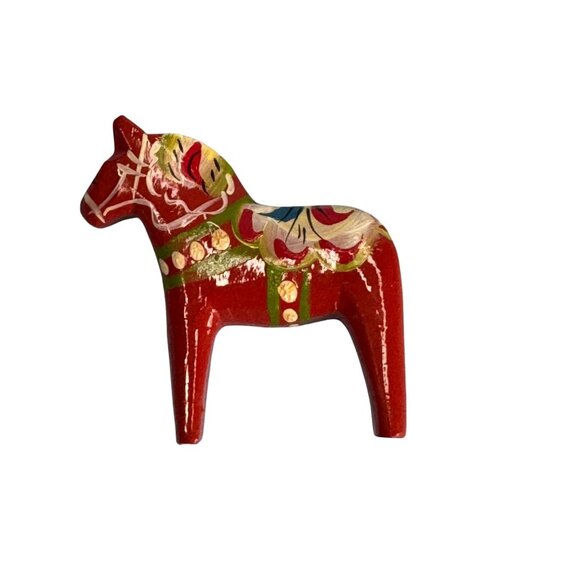 Hand-Painted Swedish Dala Horse Magnet 2" Red Folk Art Sweden - Picture 1 of 6